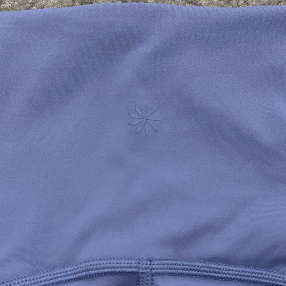 Women’s Athleta Ultimate Stash Pocket Capri Leggings Dusty Dusk Purple Size 2X - Picture 8 of 10